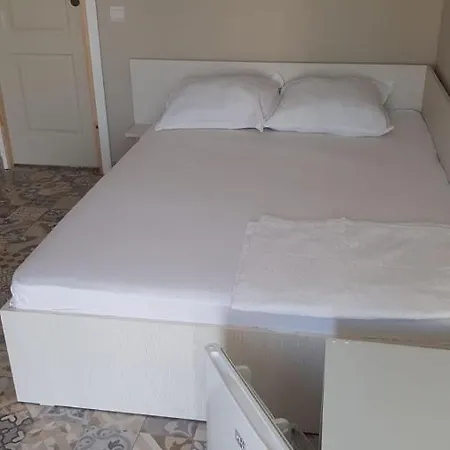 Pensiune Vila Grande *
